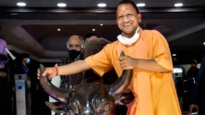 Yogi Adityanath, Yogi Adityanath Tata, Yogi Adityanath KKR, Yogi Adityanath Siemens- India TV Hindi