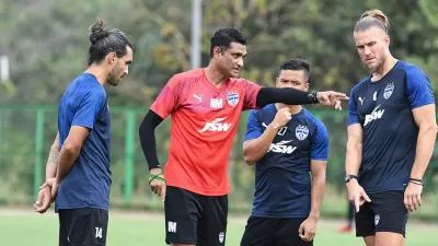 ISL 7: Under interim coach, Bengaluru FC look to turn new leaf against SC East Bengal- India TV Hindi