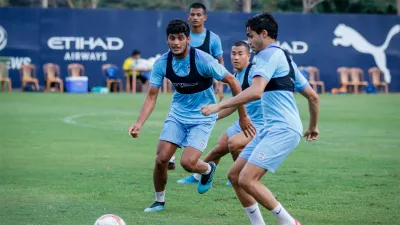 ISL-7: Confident Mumbai City FC face Hyderabad FC- India TV Hindi