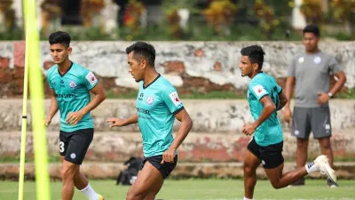 ISL-7: Jamshedpur FC would like to keep their playoff hopes alive with a win against Hyderabad- India TV Hindi