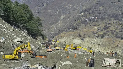 Chamoli glacier burst may be due to snowfall चमोली में क्यों टूटा ग्लेशियर? वैज्ञानिकों ने जताई ये - India TV Hindi