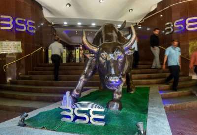 BSE पर अगर लिस्ट हो पूरा पाकिस्तानी स्टॉक एक्सचेंज तो नहीं मिलेगी टॉप 5 में भी जगह, हैरान कर देंगे ये आंकड़े - India TV Hindi