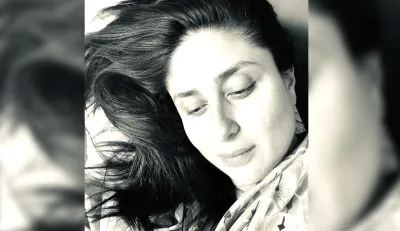 kareena kapoor Can not stop staring at second son- India TV Hindi