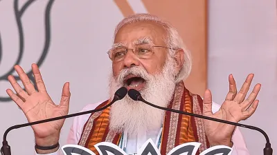 उद्योग विहीन बंगाल में ममता का ‘‘भाइपो’’ एकमात्र सिंगल विंडो तंत्र: मोदी - India TV Hindi