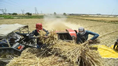 farmer donates daughter's marriage money for purchasing oxygen concentrators Corona: सैल्यूट किसान, - India TV Hindi