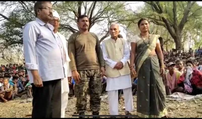 CoBRA jawan Rakeshwar Singh Manhas kidnapped by Naxals during Bijapur attack, released- India TV Hindi