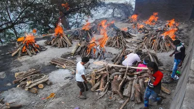 कोरोना: नगर निगम कराएगा मृतकों का निःशुल्क अंतिम संस्कार, यूपी सरकार ने दिए आदेश- India TV Hindi