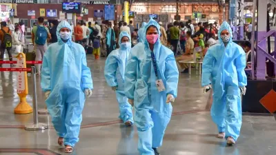 Maharashtra registers 14,123 COVID-19 cases, lowest since mid-March- India TV Hindi