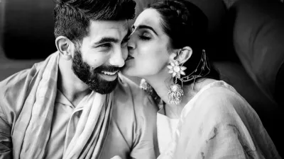 <p>Jasprit Bumrah Posts Cute Selfie With Sanjana Ganesan</p>- India TV Hindi