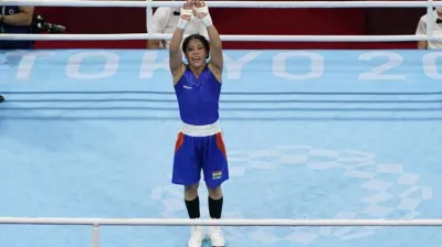 Mary Kom has tears in her eyes after defeat, coach raises questions on scoring system Tokyo Olympics- India TV Hindi