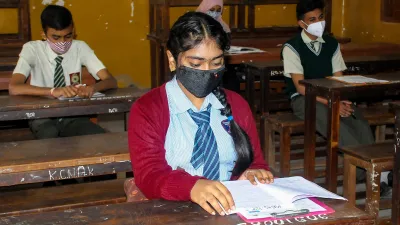 CBSE ने नहीं मानी प्राइवेट छात्रों की मांग, 10वीं और 12वीं बोर्ड परीक्षाएं करेगा आयोजित- India TV Hindi