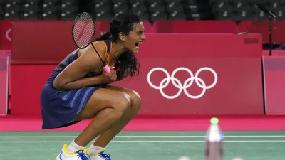 PV Sindhu had tears in her eyes after the semi-final defeat, the coach opened the secret- India TV Hindi