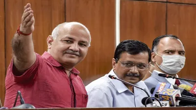 big relief from to arvind kejriwal and manish sisodia अरविंद केजरीवाल और मनीष सिसोदिया को बड़ी राहत,- India TV Hindi