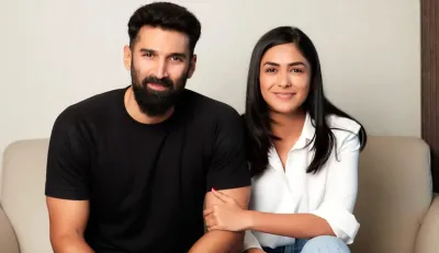 aditya roy kapur and mrunal thakur in thadam remake directed by debutant Vardhan Ketkar - India TV Hindi