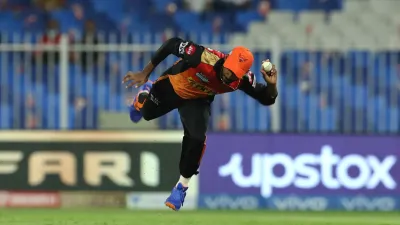 Incredible! Jagdisha Suchit surprised everyone by catching this catch of Deepak Hooda SRH vs PBKS- India TV Hindi