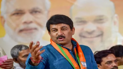 BJP leader Manoj Tiwari calls for lifting ban on Chhath celebrations in Delhi- India TV Hindi