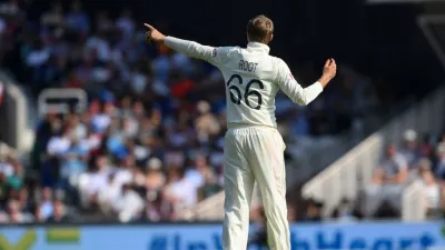 <p>england to decide on ashes tour this week</p>- India TV Hindi