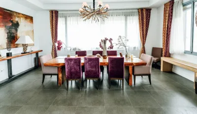 vastu tips for dining room color- India TV Hindi