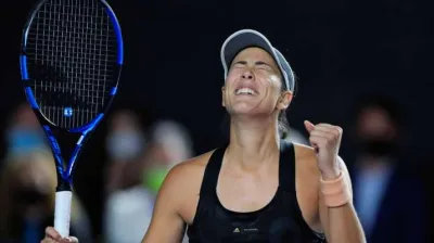 WTA Finals: Muguruza beats Kontaveit to seal semifinal berth- India TV Hindi