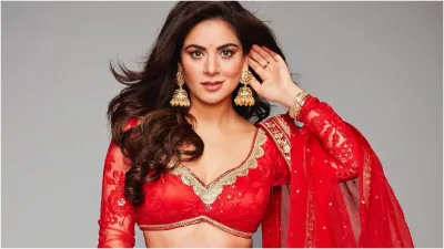 Shraddha Arya- India TV Hindi