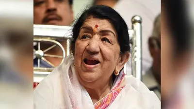 Lata Mangeshkar (92) died at a hospital in Mumbai around 8.12 am on Sunday- India TV Hindi