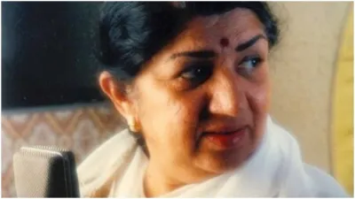 Lata Mangeshkar cremated with state honors- India TV Hindi