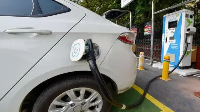 EV charging stations Delhi- India TV Hindi