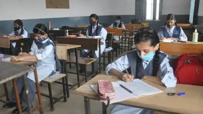 Delhi School Closed after teacher, student test positive for COVID-19- India TV Hindi