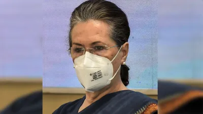 Sonia Gandhi hospitalized after being found Kovid positive- India TV Hindi