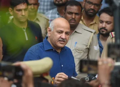 CBI Grills Manish Sisodia- India TV Hindi