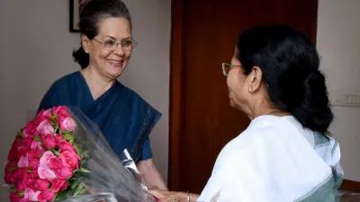 Sonia Gandhi and Mamata Banerjee- India TV Hindi