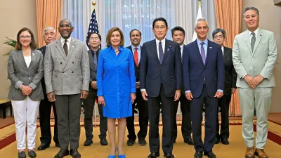 Nancy Pelosi meet Japan PM- India TV Hindi