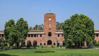 St Stephen Collage- India TV Hindi