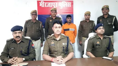 पुलिस गिरफ्त में हत्यारा प्रेमी।- India TV Hindi