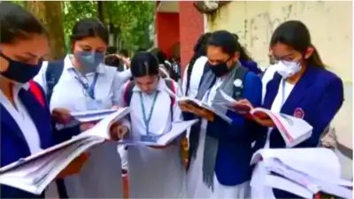 CBSE बोर्ड एग्जाम की आने वाली है डेट शीट- India TV Hindi