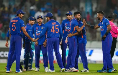 India beat New Zealand in first ODI- India TV Hindi