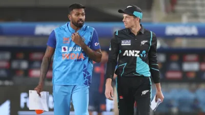 Hardik Pandya and Mitchell Santner- India TV Hindi