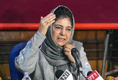 Mehbooba Mufti targeted Bhartiya janta party and said their aim is to make BJP nation- India TV Hindi