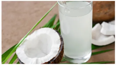 coconut water for skin- India TV Hindi