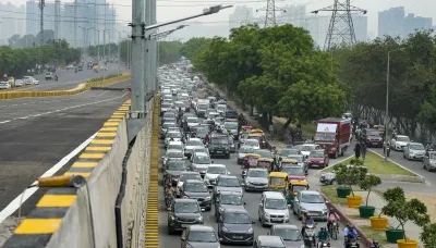 Traffic alert issued for Noida these routes will remain closed during Yogi Adityanath's visit- India TV Hindi