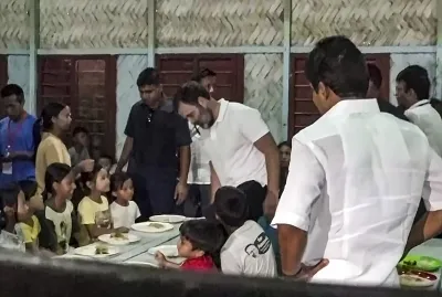 Congress leader Rahul Gandhi visited a relief camp in Imphal Manipur met the violence-affected peopl- India TV Hindi