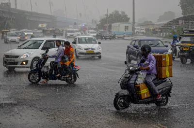 aaj ka mausam imd alert imd rainfall prediction for uttar pradesh delhi ncr weather forecast of mah- India TV Hindi