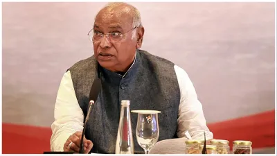 India vs Bharat Renaming Row Mallikarjan Kharge shared poem said BJP got scared by INDIA- India TV Hindi