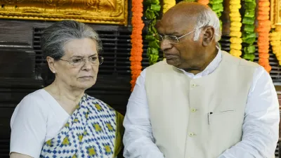 sonia gandhi mallikarjun kharge- India TV Hindi