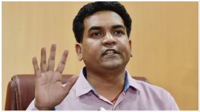 Kapil Mishra targeted AAP tweeted and said Evidence of Rs 338 crore scam is visible thats why Manish- India TV Hindi