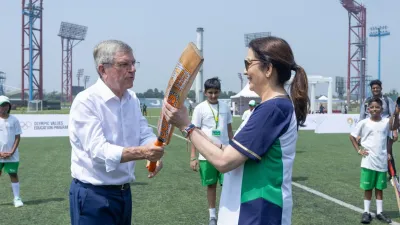 Thomas Bach And Nita Ambani- India TV Hindi