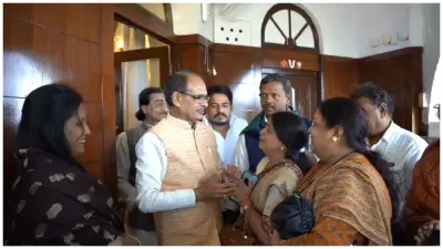 Shivraj Singh Chauhan Vidisha vidisha visit Women started crying after meeting Shivraj Singh Chauhan- India TV Hindi