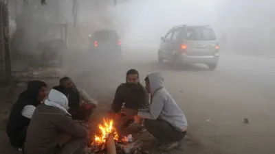 Weather Update: शीतलहर और कोहरे की चपेट में पूरा उत्तर भारत, जानें कब  मिलेगी 'कोल्ड डे' से राहत - India TV Hindi