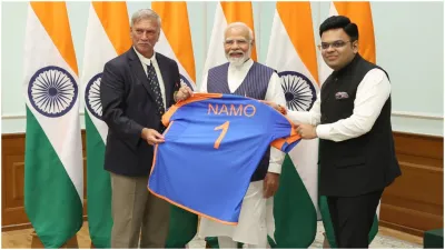 pm Modi with BCCI President and Secretary- India TV Hindi