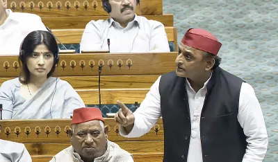 Waqf Amendment Bill: 'सोची समझी राजनीति के तहत वक्फ बिल लाया गया', बोले अखिलेश यादव - India TV Hindi
